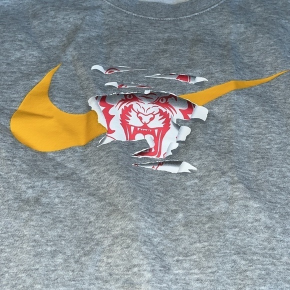 Nike Men's Sportswear Fleece Crew Sweatshirt Grey Tiger Size Medium - Picture 4 of 6